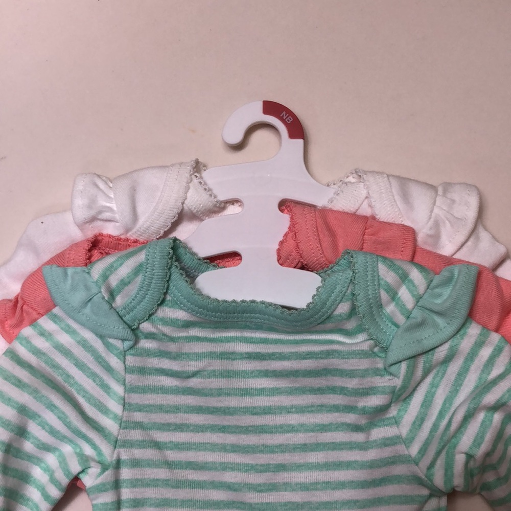 Girl Newborn. Long sleeve onesies. Set of 3. - Picture 8 of 8